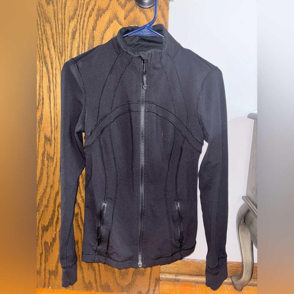 Lululemon Define Jacket - Picture 4 of 7
